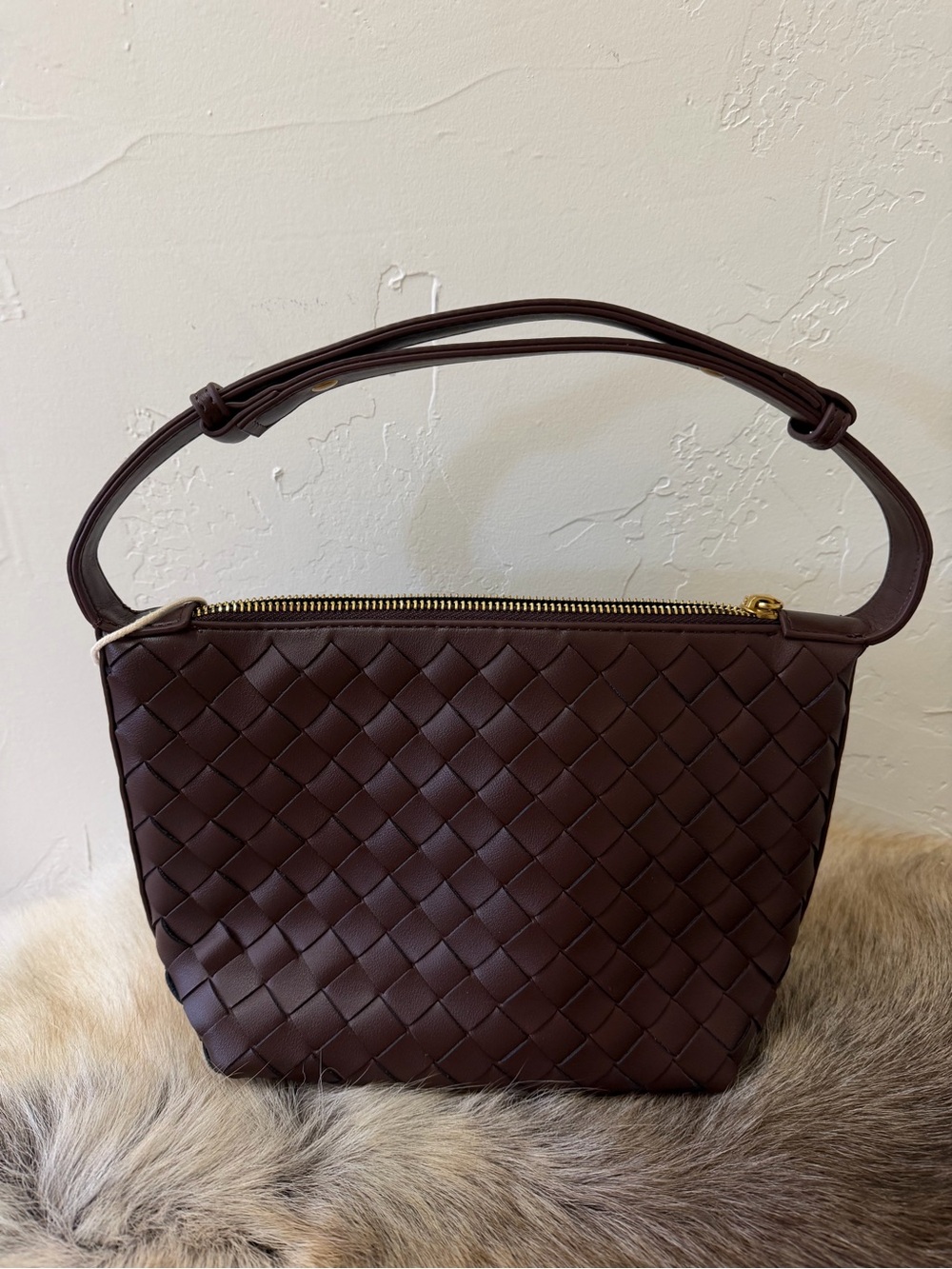 Woven Leather Shoulder Bag - Dark Brown